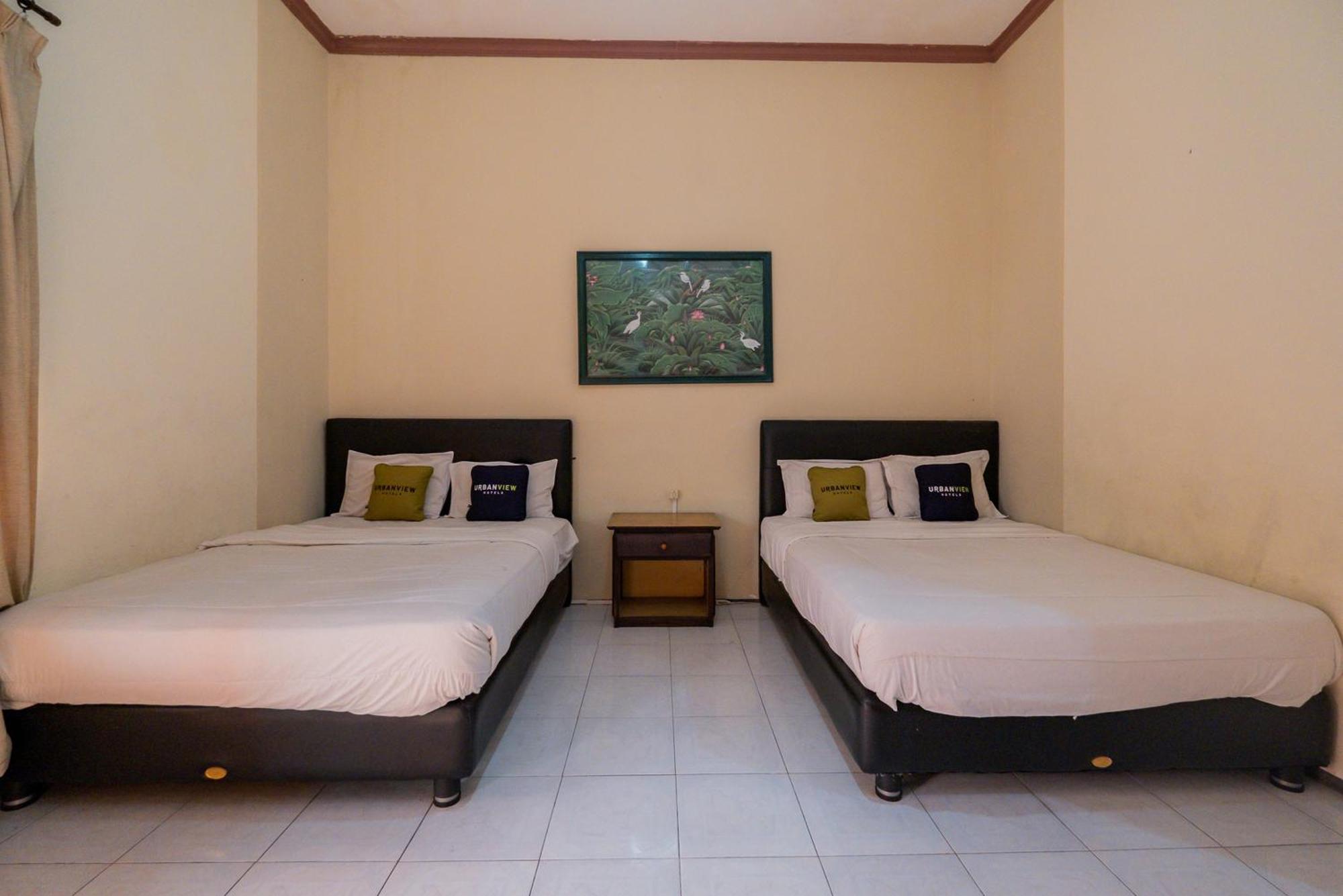 Urbanview Hotel Near Jatim Park 1 By Reddoorz Batu  Eksteriør billede